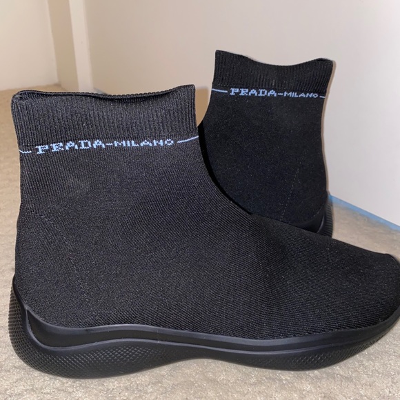 🔥 🔥 AUTHENTIC PRADA KNIT SNEAKERS 👟 - Picture 2 of 12
